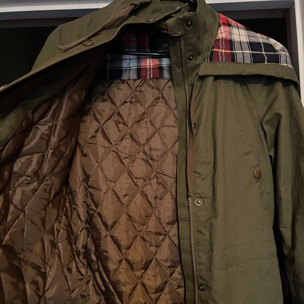 Green winter jacket - Picture 2 of 3